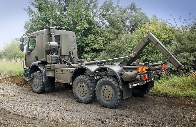 6x6 CHASSIS-CAB WITH LOAD HANDLING UNIT